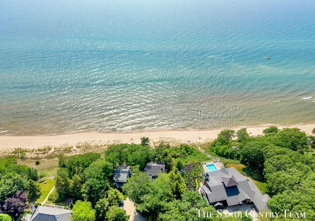 4th image of 18215 Spindle Dr, Grand Haven, MI 49417 | MLS# 71025013910