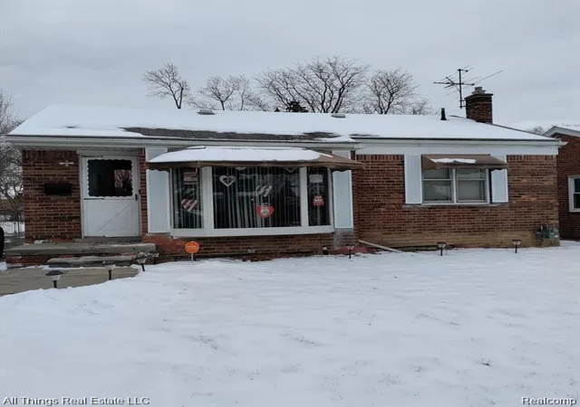 Photo 1 of Single family home for sale at 11338 Lenore St, Redford, MI 48239 | MLS# 20250024120 | Listing updated on 2025-08-14