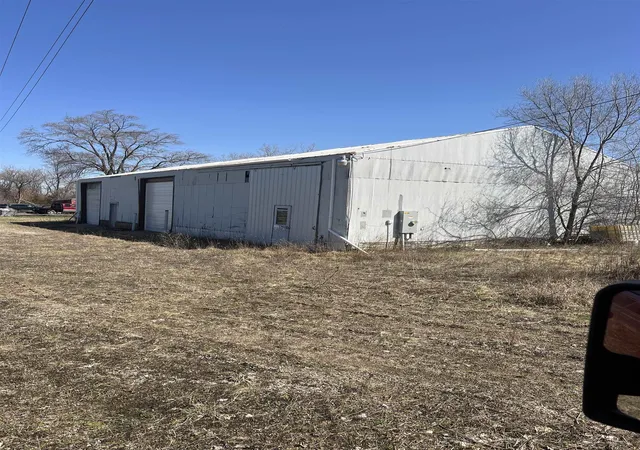 2nd image of 13164 Seymour Rd, Montrose, MI 48457 | MLS# 61050170830