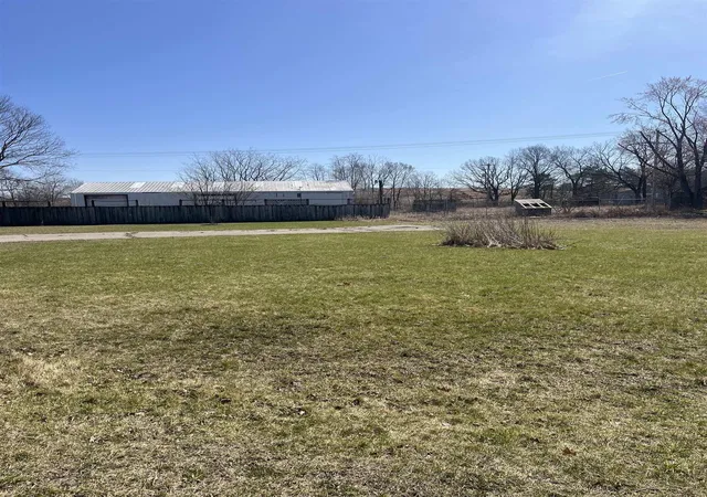 10th image of 13164 Seymour Rd, Montrose, MI 48457 | MLS# 61050170830