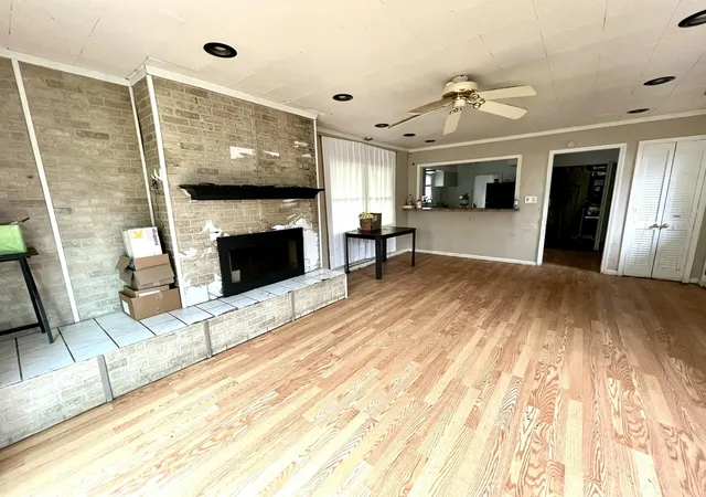 Photo 3 of Single family home for sale at 2407 Dawn St, Jackson, MI 49203 | MLS# 55025016132 | Listing updated on 2026-06-22
