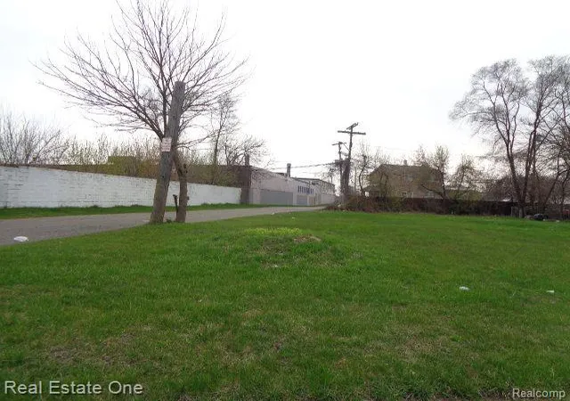Photo 1 of Land for sale at 5678 Harold St, Hamtramck, MI 48212 | MLS# 20250027430 | Listing updated on 2026-07-30