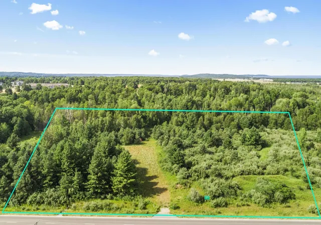 Photo 1 of Land for sale at 00 W Hammond, Traverse City, MI 49686 | MLS# 78080056281 | Listing updated on 2026-08-18