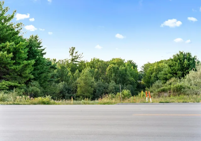 Photo 4 of Land for sale at 00 W Hammond, Traverse City, MI 49686 | MLS# 78080056281 | Listing updated on 2026-08-18