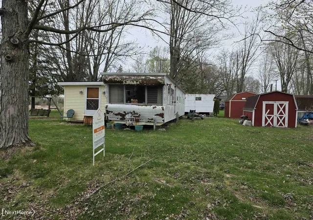 3rd image of 3760 Southwick Dr, Howell, MI 48843 | MLS# 5050172955
