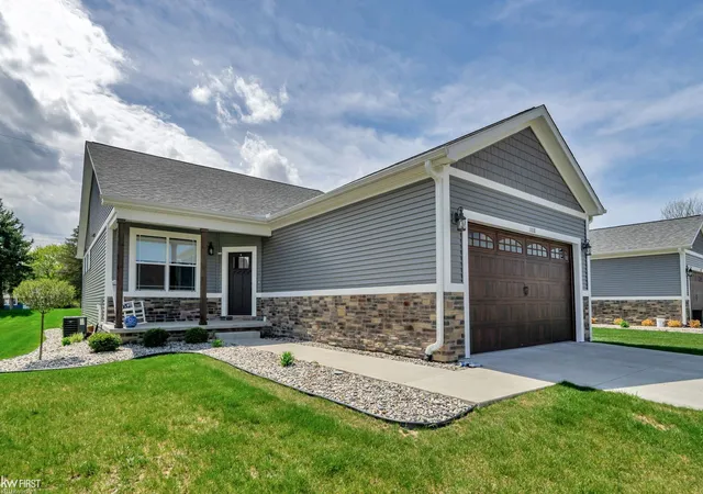 1st image of 11146 Brahms Ln, Davison, MI 48423 | MLS# 5050174015