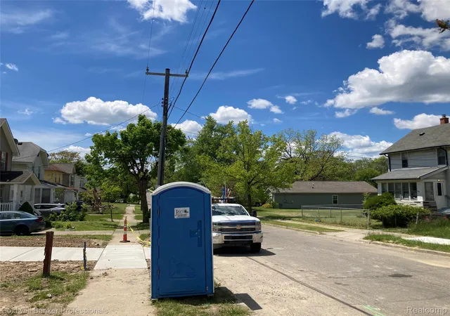 Photo 3 of Land for sale at 000 Wall St, Pontiac, MI 48342 | MLS# 20250034138 | Listing updated on 2026-10-22