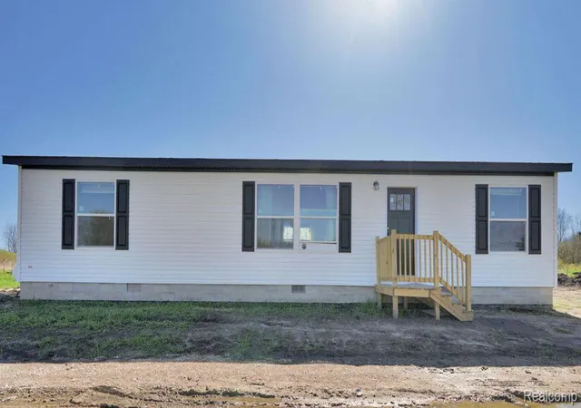 Photo 1 of Sale Pending at 7376 Capac Rd, Lynn, MI 48097 | MLS# 20250034915 | Listing updated on 2026-07-07