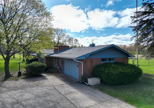 2nd image of 8670 E Pickard Rd, Mount Pleasant, MI 48858 | MLS# 79080057004