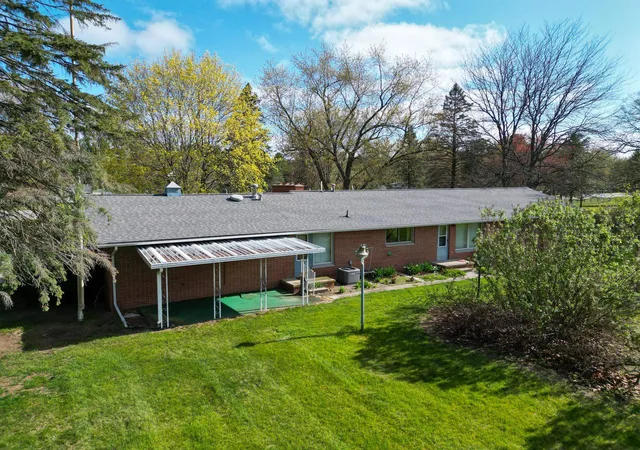 3rd image of 8670 E Pickard Rd, Mount Pleasant, MI 48858 | MLS# 79080057004