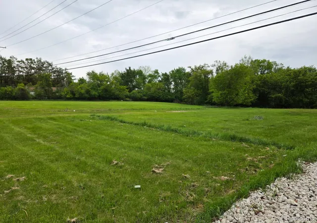 Photo 1 of Land for sale at 7585 Pontiac Trl, West Bloomfield, MI 48323 | MLS# 20250036833 | Listing updated on 2026-08-19