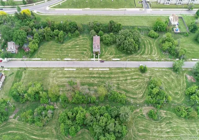 Photo 4 of Land for sale at 827 Continental St, Detroit, MI 48215 | MLS# 20250037392 | Listing updated on 2026-05-21