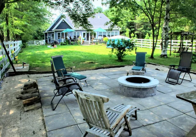 Photo 4 of Single family home for sale at 3905 Lakeshore Rd, Lexington, MI 48450 | MLS# 58050175540 | Listing updated on 2026-09-02