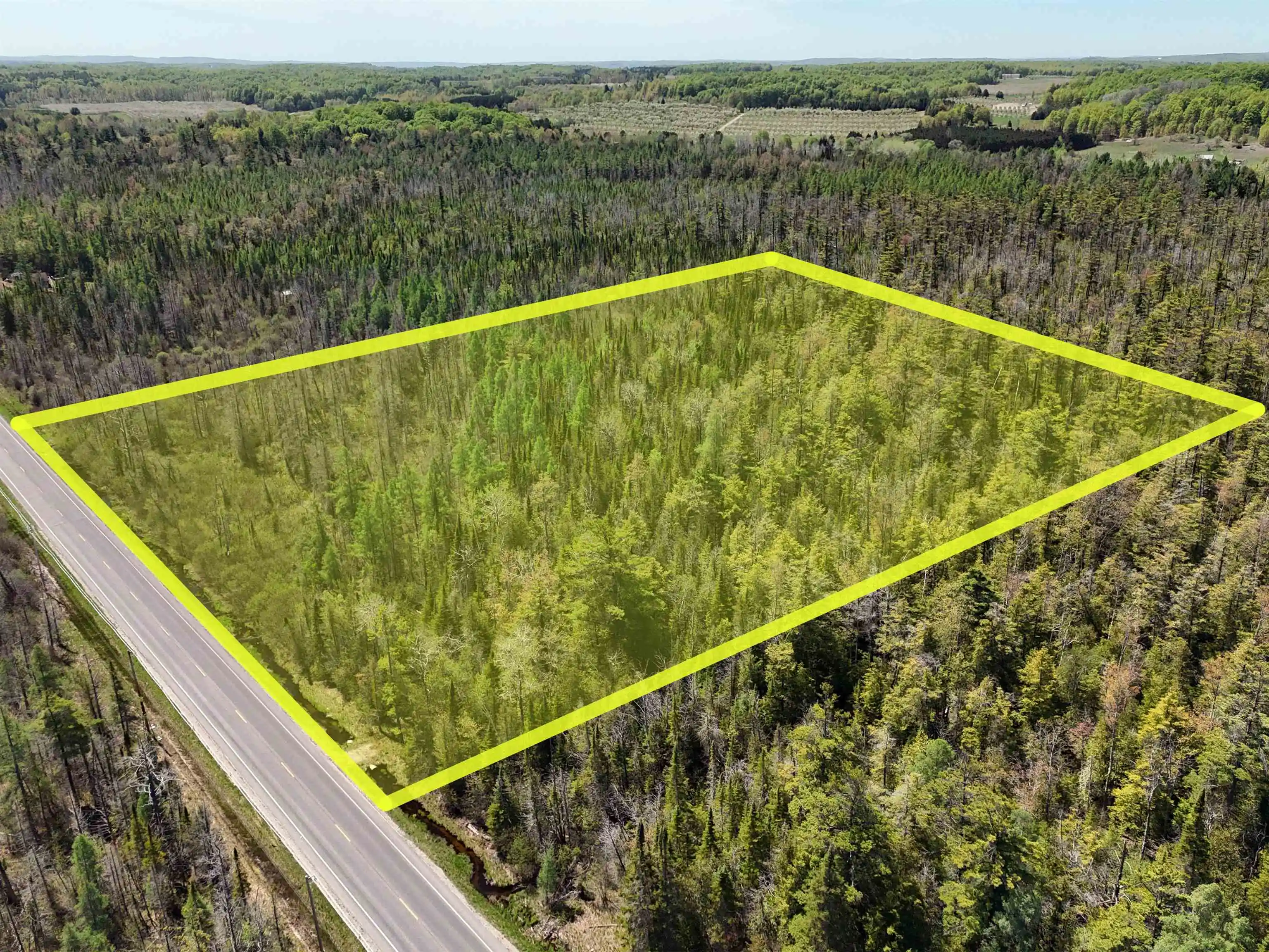 Photo 1 of Land for sale at S Center Hwy, Suttons Bay Township Leelanau, MI 49682 | MLS# 78080057626 | Listing updated on 2026-10-28