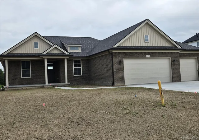 Photo 2 of Single family home for sale at 3059 Regatta Dr, Saint Clair, MI 48079 | MLS# 20251002938 | Listing updated on 2026-08-28