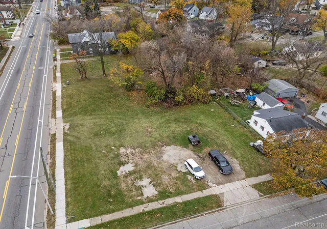 3rd image of 431 N Perry St, Pontiac, MI 48342 | MLS# 20251004467