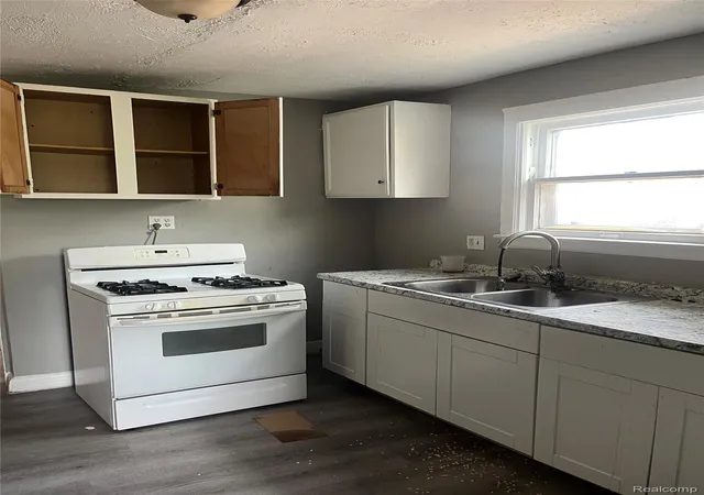 Photo 3 of Single family home for sale at 14898 Appoline St, Detroit, MI 48227 | MLS# 20251007114 | Listing updated on 2026-06-22