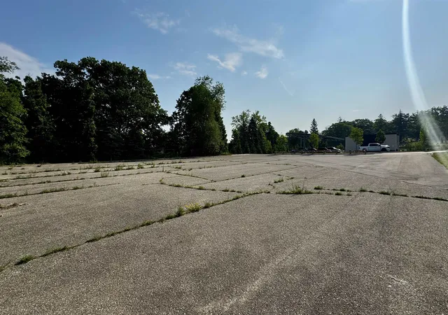 Photo 2 of Land for sale at 208 Robertson St, Cadillac, MI 49601 | MLS# 78080058276 | Listing updated on 2026-07-25