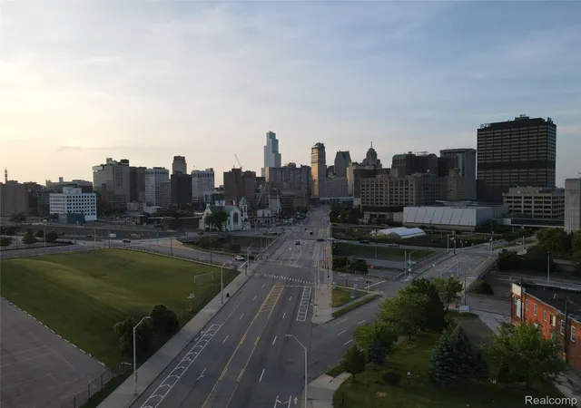 Photo 2 of Land for sale at 850 W Fisher Fwy, Detroit, MI 48201 | MLS# 20251008826 | Listing updated on 2026-08-30