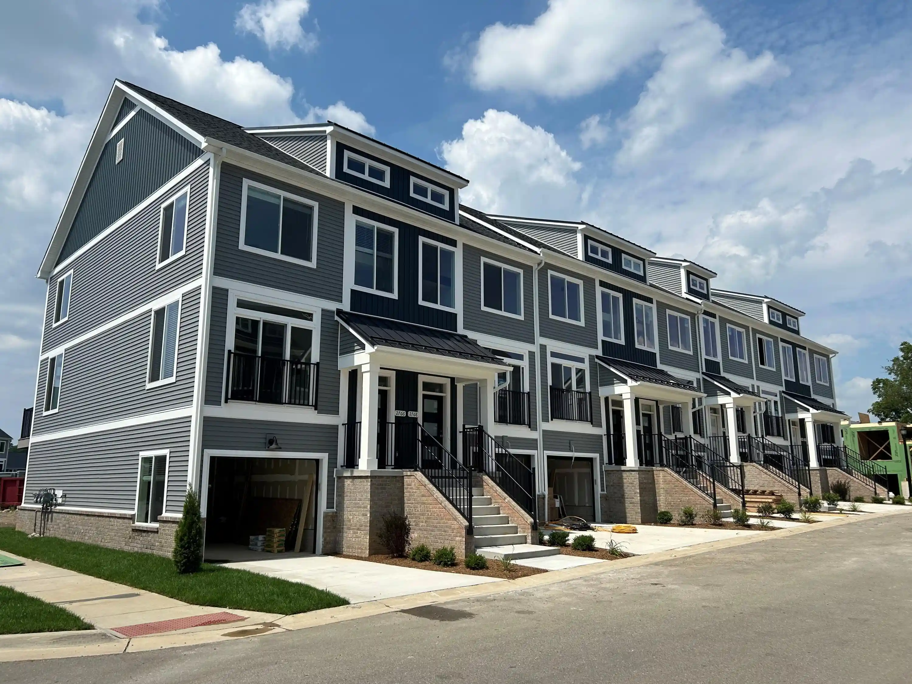 Listing Photo 1 - Condo for sale in 2776 Bristol Ridge Dr located at 2776 Bristol Ridge Dr, Ann Arbor, MI 48105 - Unit #37