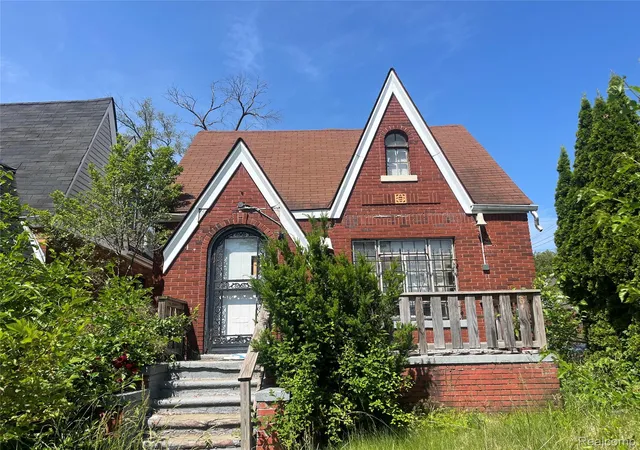 Photo 1 of Single family home for sale at 14953 Pinehurst St, Detroit, MI 48238 | MLS# 20251009695 | Listing updated on 2026-06-22
