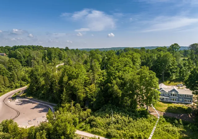 4th image of 5543 Crystal Ln, Frankfort, MI 49635 | MLS# 78080058863