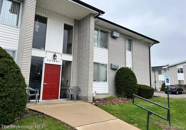 Photo 1 of Condominium at 26780 Joy Rd #G2, Redford, MI 48239 | MLS# 20251012479 | | Sold on 2025-06-30