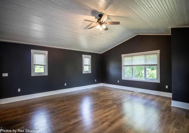 Photo 3 of Single family home for sale at 17090 Kenowa Ave, Kent City, MI 49330 | MLS# 72025033255 | Listing updated on 2026-09-15