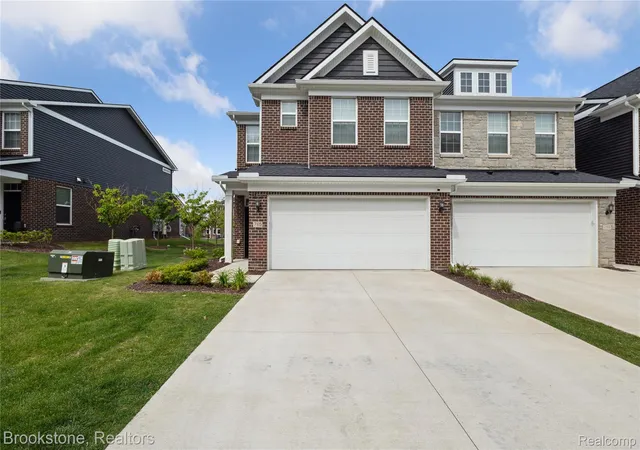 Photo 1 of Sale Pending at 765 Hummingbird Dr, Rochester, MI 48307 | MLS# 20251016816 | Listing updated on 2026-07-07