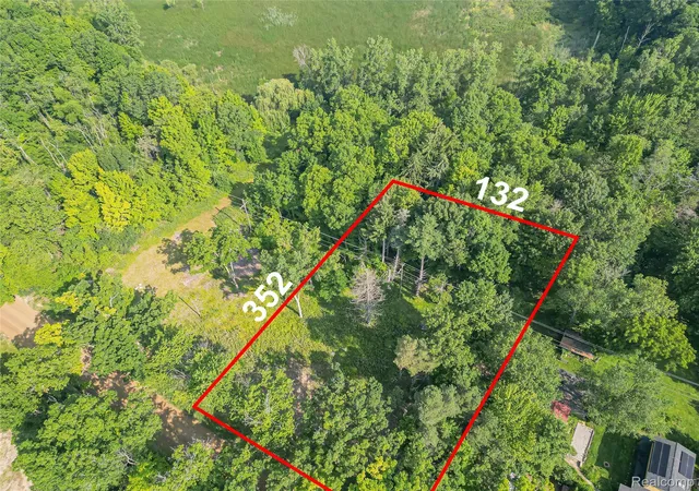 Photo 3 of Land for sale at 7230 Walnut Lake Rd, West Bloomfield, MI 48323 | MLS# 20251017954 | Listing updated on 2026-07-27