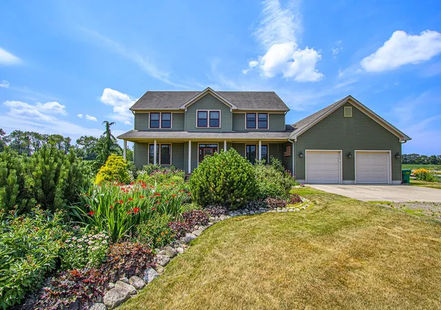 Photo 4 of Single family home for sale at 2160 Portage Rd, Niles, MI 49120 | MLS# 69025035336 | Listing updated on 2026-06-24