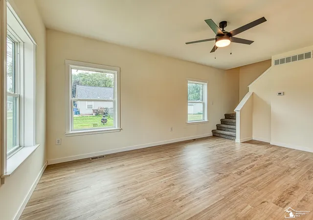 Homes for sale in Monroe, MI | 15604 Pine St, Monroe, MI 48161 | MLS# 57050182026