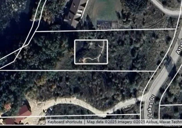 4th image of 6460 Atlas Lakes Dr, Atlas, MI 48411 | MLS# 20251018707