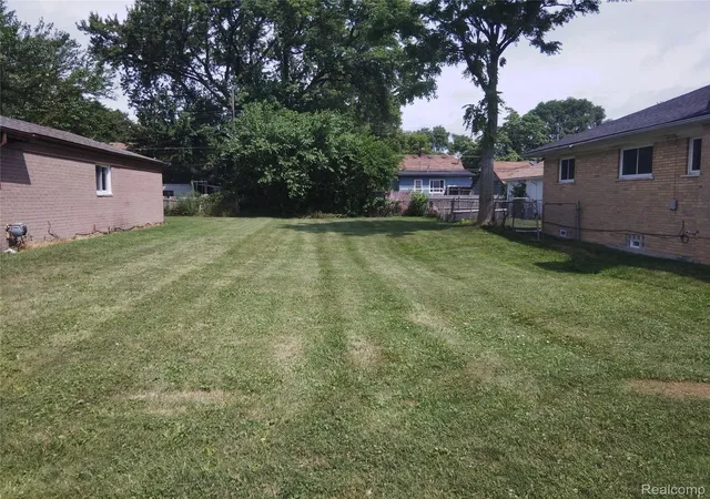 Photo 3 of Land for sale at 8275 Cadillac Ave, Warren, MI 48089 | MLS# 20251019698 | Listing updated on 2026-04-17