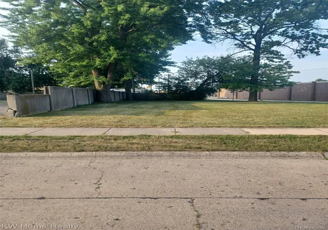 Photo 1 of Land for sale at 934 E Granet Ave, Hazel Park, MI 48030 | MLS# 20251019954 | Listing updated on 2026-07-01