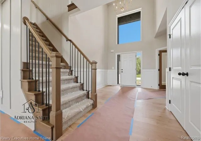 Photo 4 of Single family home for sale at 35962 Cascade Dr, New Baltimore, MI 48047 | MLS# 20251020615 | Listing updated on 2026-08-30