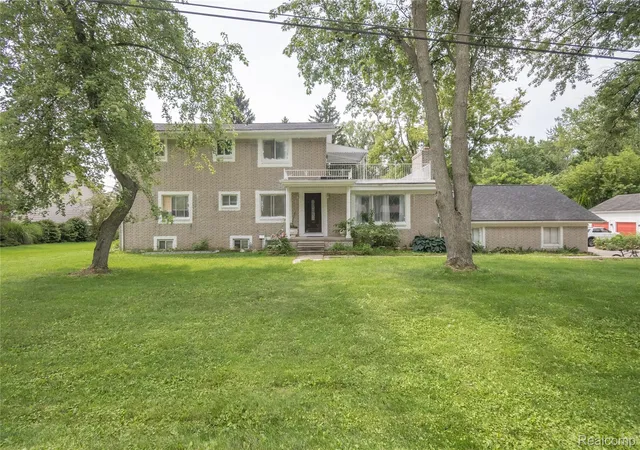 1st image of 30853 Rockdale Ave, Farmington Hills, MI 48336 | MLS# 20251021282