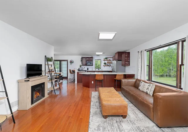 Photo 2 of Single family home for sale at 7495 Bennett Rd, Williamsburg, MI 49690 | MLS# 78080060194 | Listing updated on 2026-09-01