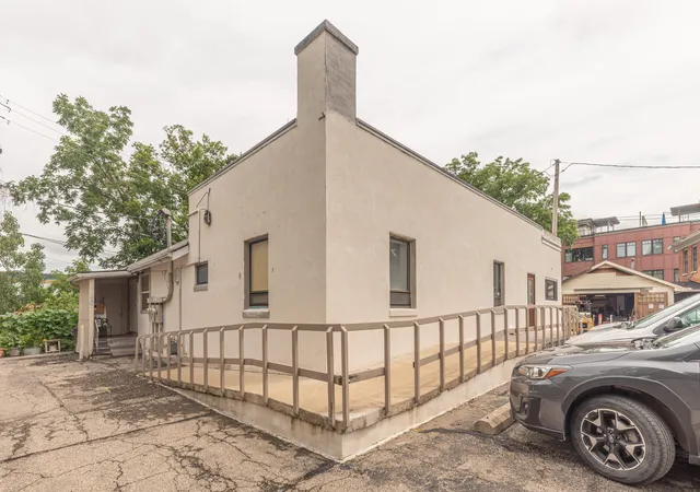 Photo 3 of Single family home for sale at 404 W Liberty St, Ann Arbor, MI 48103 | MLS# 81025037513 | Listing updated on 2026-09-25