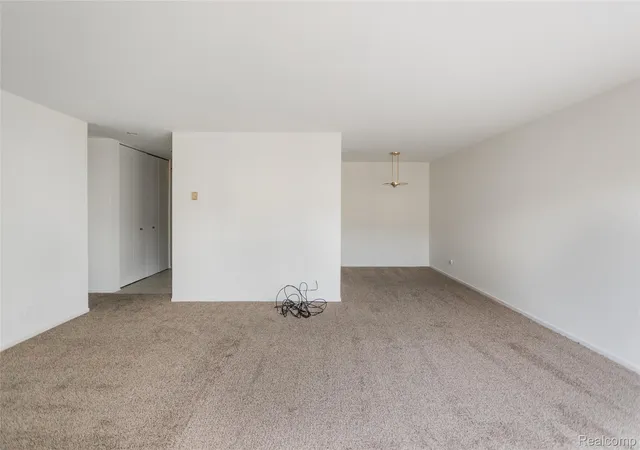 3rd image of 8200 E Jefferson Ave #1605, Detroit, MI 48214 | MLS# 20251021585