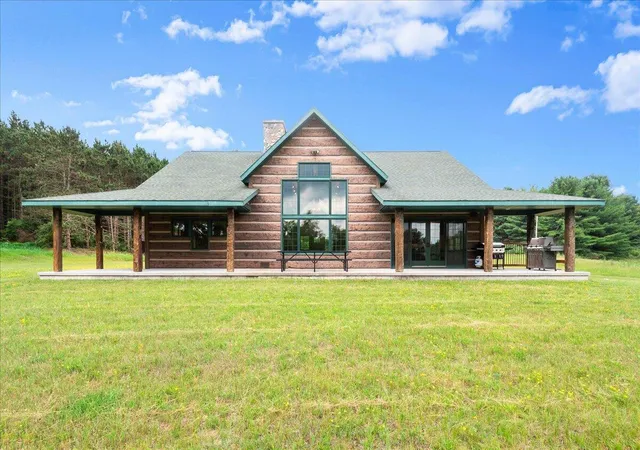 Photo 3 of Single family home for sale at 101 N Wyman Rd, Remus, MI 49340 | MLS# 72025037569 | Listing updated on 2026-06-08
