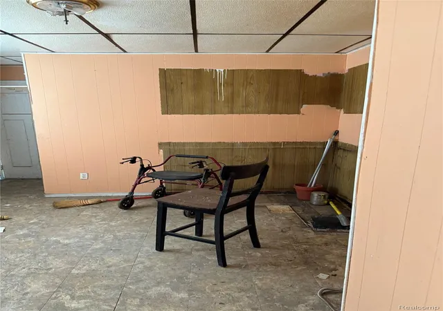 5th image of 6015 Pennsylvania St, Detroit, MI 48213 | MLS# 20251022405
