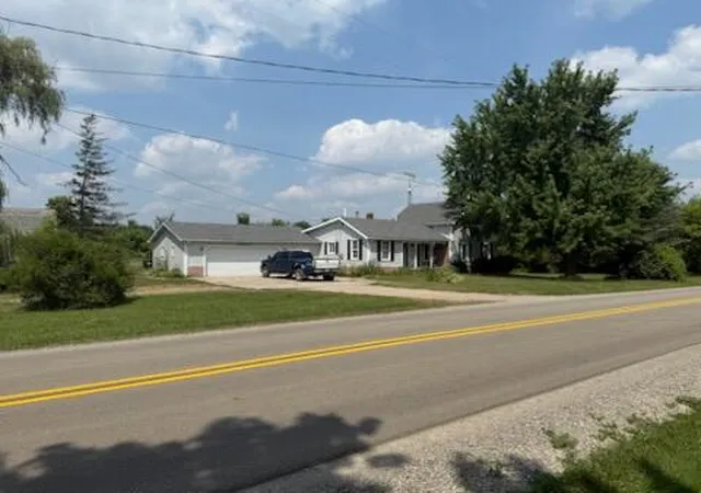 Photo 1 of Single family home for sale at 10512 Rome Rd, Rome Township Lenawee, MI 49221 | MLS# 55025038018 | Listing updated on 2026-09-16