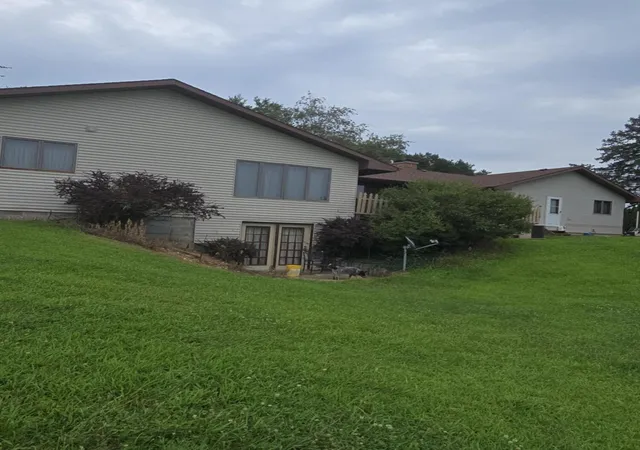 Photo 2 of Single family home for sale at 16565 14 Mile Rd, Battle Creek, MI 49014 | MLS# 71025038306 | Listing updated on 2026-09-16