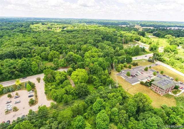 5th image of 1646 N Milford Rd, Milford, MI 48381 | MLS# 20251023132