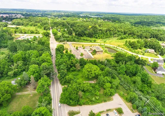 1st image of 1646 N Milford Rd, Milford, MI 48381 | MLS# 20251023132