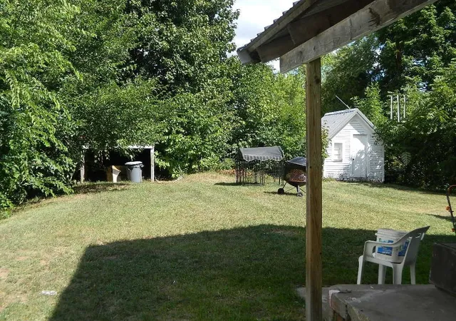 Photo 3 of Multi family home for sale at 1504 1504 1/2 Lyons St, Mt Pleasant City Isabella, MI 48858 | MLS# 79080060444 | Listing updated on 2026-08-30