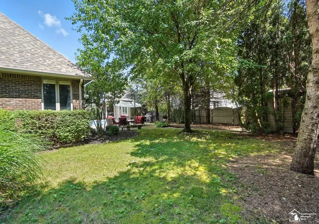 Homes for sale in Monroe, MI | 510 Ave De Lafayette Ave, Monroe, MI 48162 | MLS# 57050184091