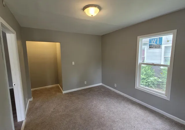 Listing Photo 4 - Condo for sale in building located at 1503 N Westnedge Ave, Kalamazoo, MI 49007