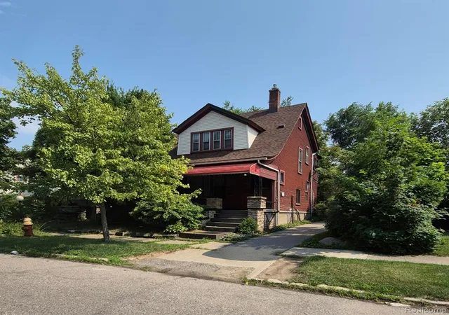 Photo 1 of Single family home for sale at 2981 W Euclid St, Detroit, MI 48206 | MLS# 20251024846 | Listing updated on 2026-07-07